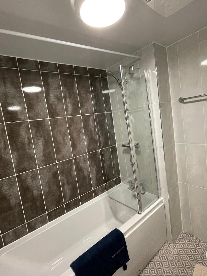 3 Bed House With Parking Near Airport Βίλα Εδιμβούργο Εξωτερικό φωτογραφία