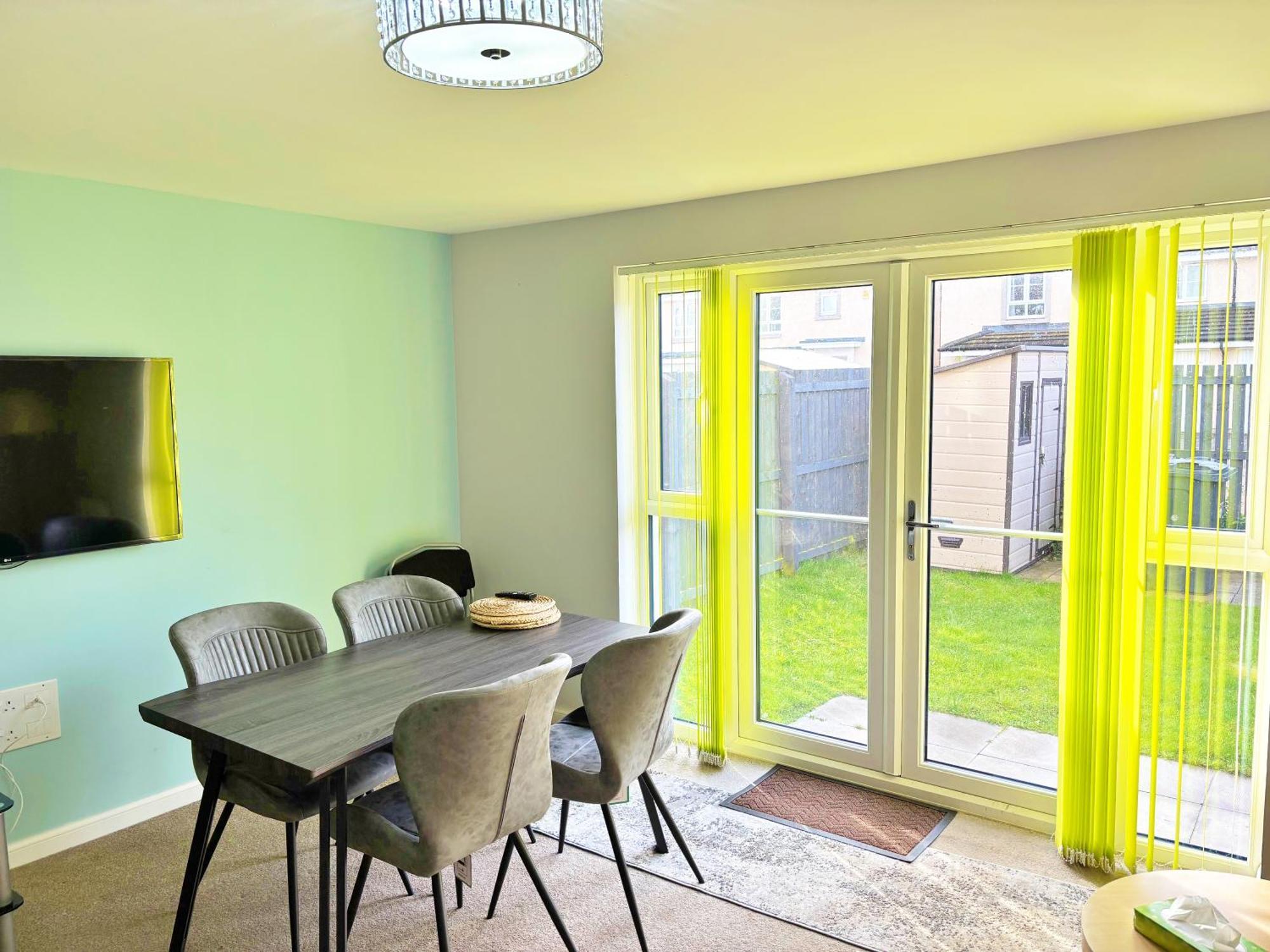3 Bed House With Parking Near Airport Βίλα Εδιμβούργο Εξωτερικό φωτογραφία
